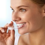 5 Gründe, warum Sie auf die regelmäßige Kontrolle beim Zahnarzt nicht verzichten sollten.
